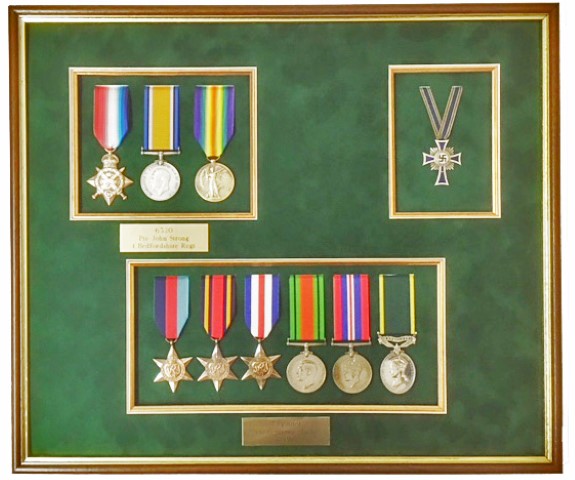 Services/Family/2_Generations_German_Mothers_Medal.jpg